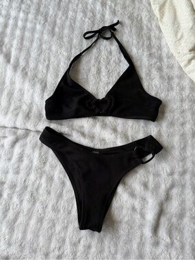 Women’s Black Halter Ring Bikini Set - Classic Swim